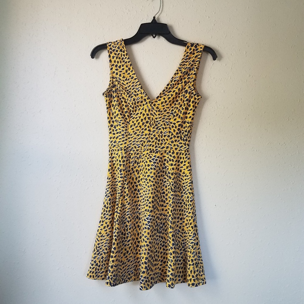 🍬HP🍬V-Neck/Backline Dress